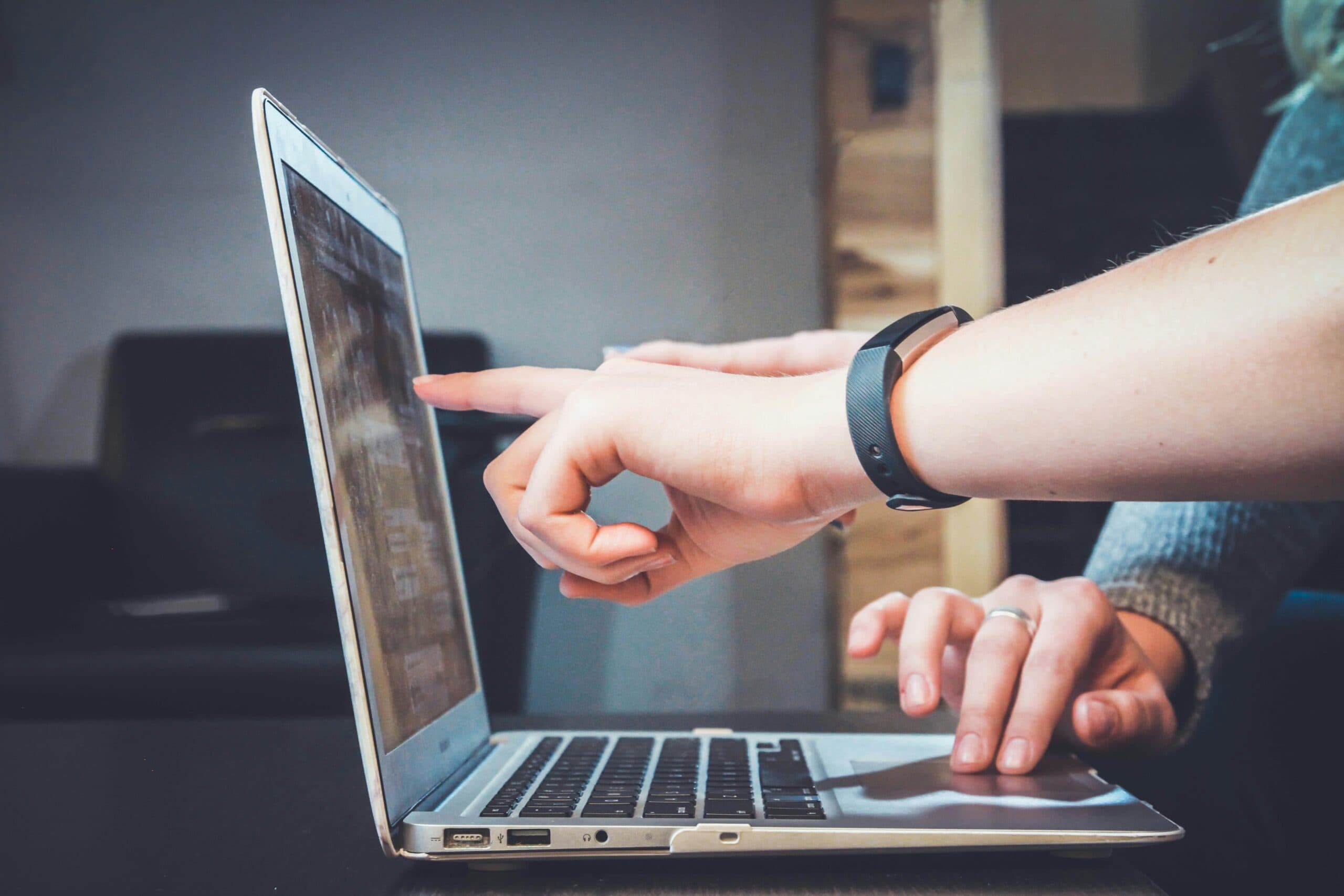 Top 10 Affordable ATS Software for Jewelry Business