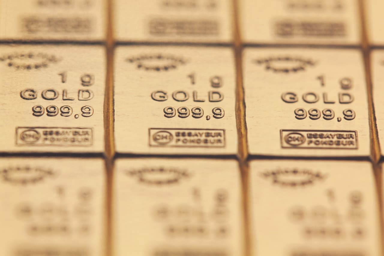 Role of Digital Platforms in Precious Metals Industry